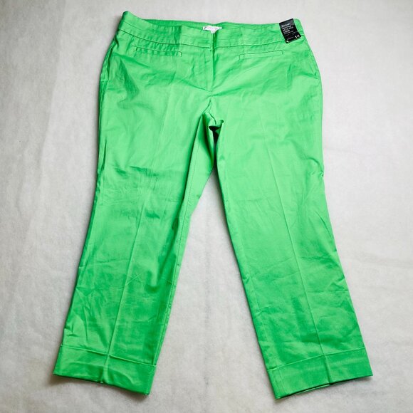 New York & Company Pants - NWT New York & Co. Womens Green The Cros By Street Slim Leg Crop Pants Size 14